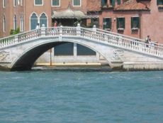 Venedigbrücke.jpg
